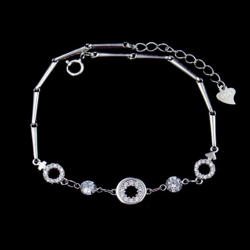 Classical White Silver Cubic Zirconia Bracelet For Woman Customized Size